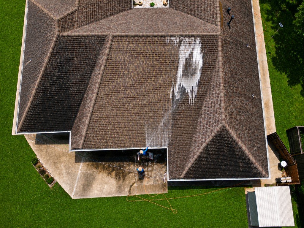 Clean standing-seam metal roof after soft washing